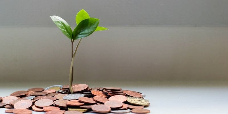 How to Start Investing with $100 or Less (2026)